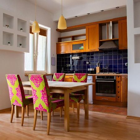 Apartment Ten Варшава Экстерьер фото
